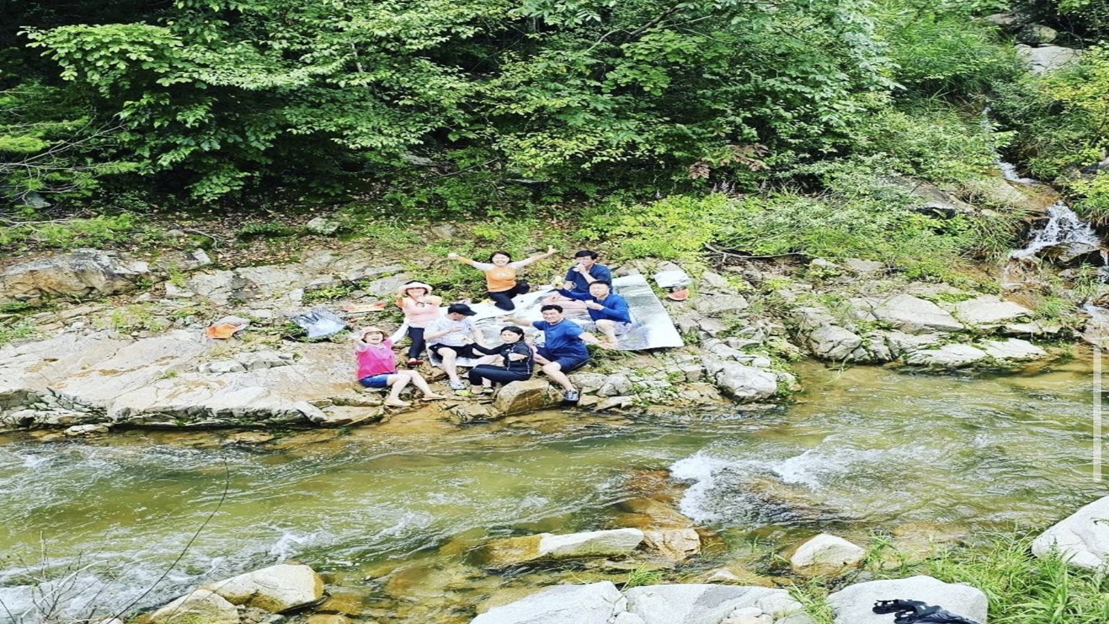청정계곡 오안천 물놀이